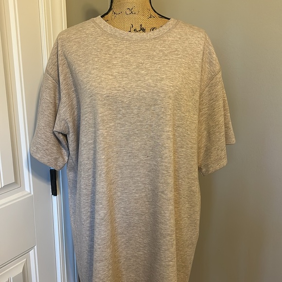 H&M tan Tee dress medium - Picture 2 of 5